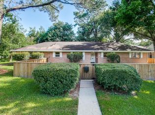 722 W Foley St, Alvin, TX 77511