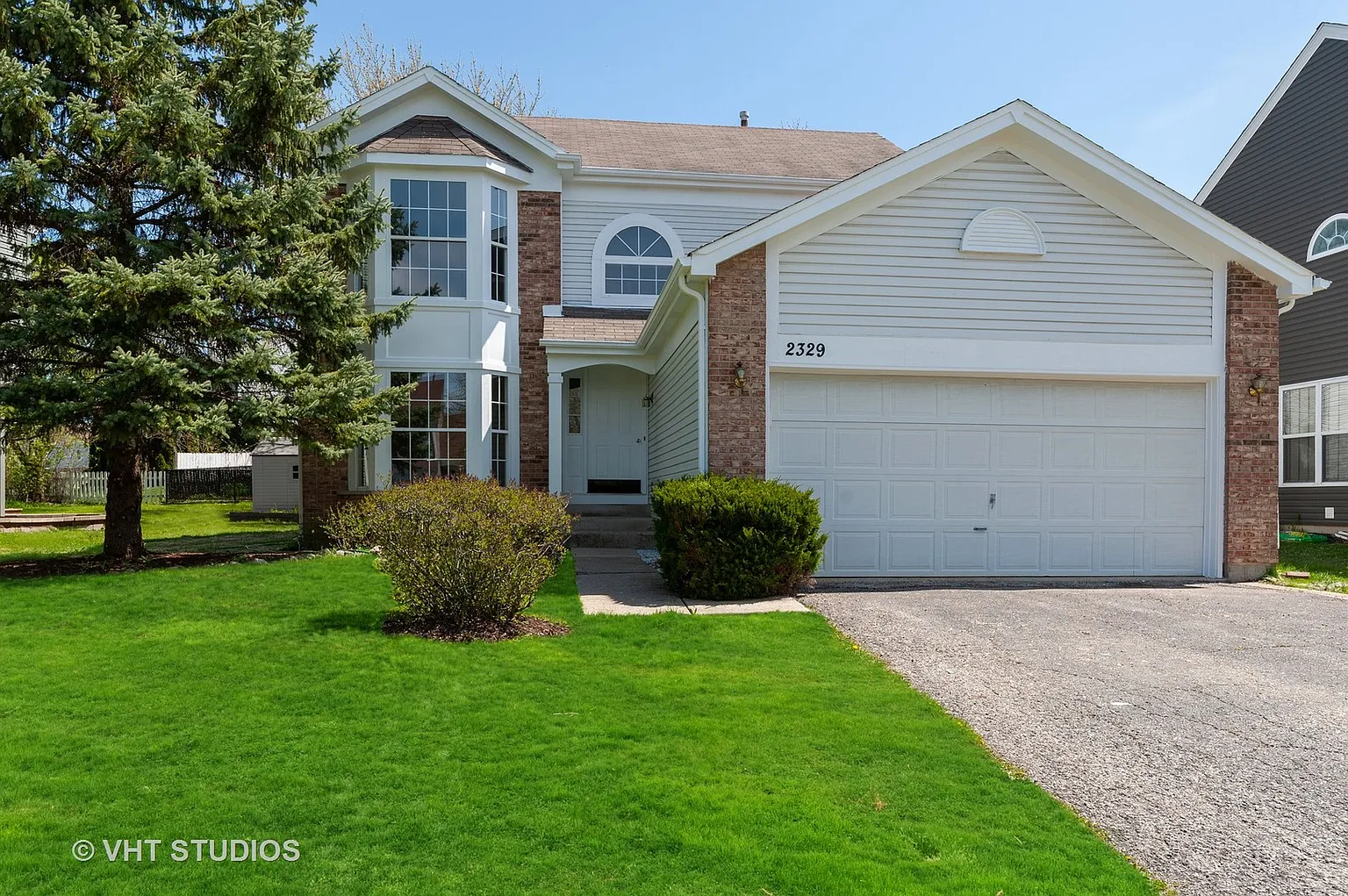 2329 N Sunrise Dr photo 1