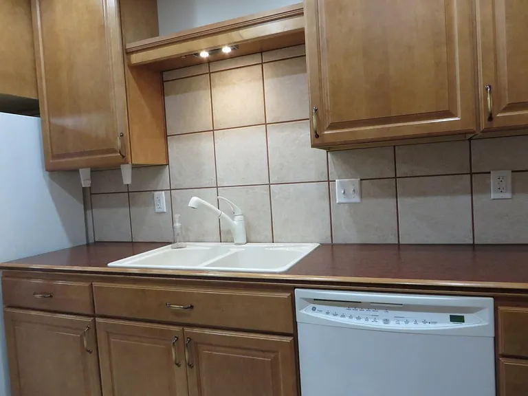 3202 Calhoun St — Photo 33