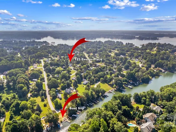 123 Ensign Pl, Mooresville, NC 28117