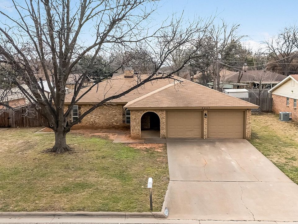 1st image of 3217 Heritage Ln