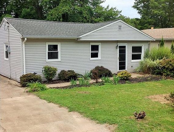 2nd image of 56 Wicklow Dr