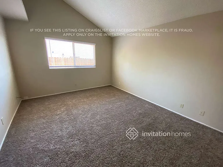 1604 Alcazar Ct — Photo 8