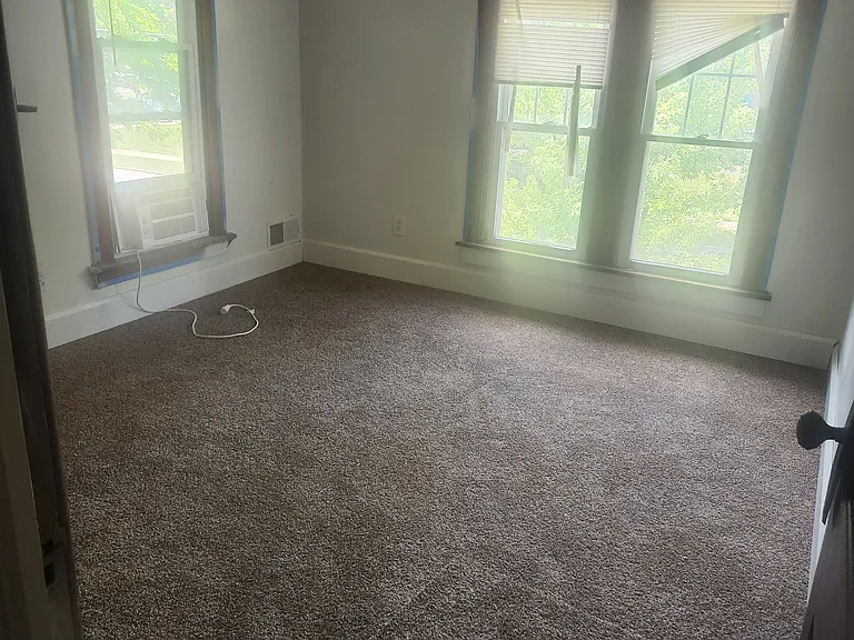 2 bed room