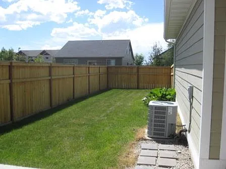 1029 Forestglen Dr — Photo 2