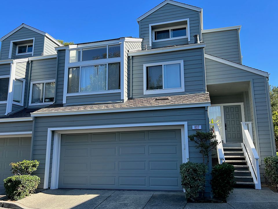 1st image of 837 Columbia Cir