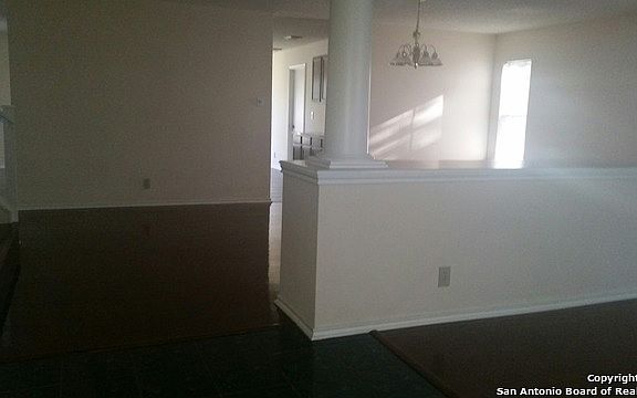 4th image of 2259 Indian Meadows Dr