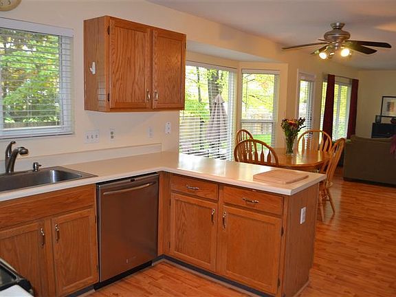 5th image of 4161 Drummore Ln