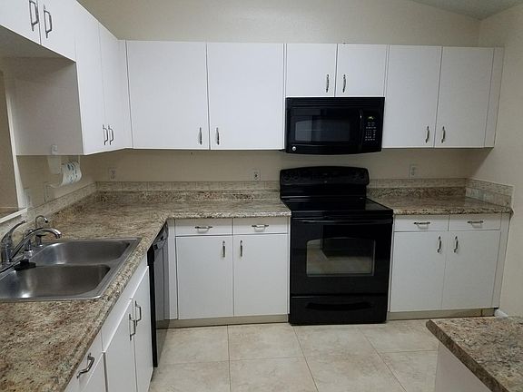 2nd image of 11170 Elmhurst Dr N