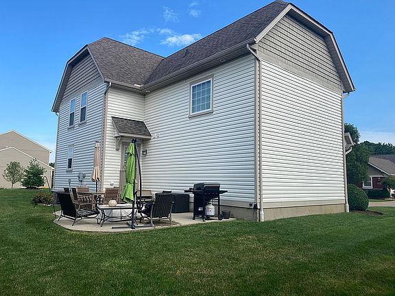 2nd image of 4701 Lavender Ln