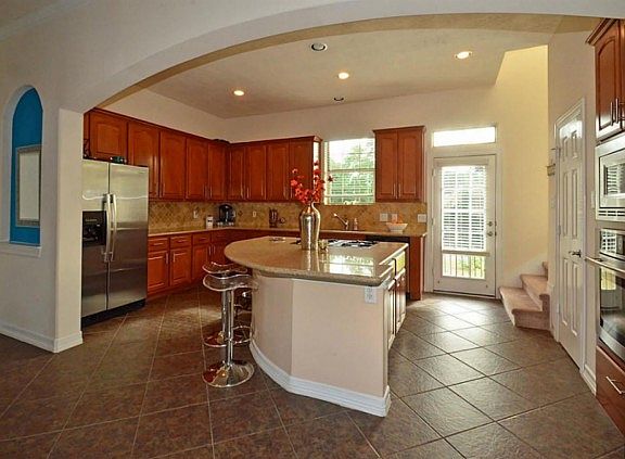 5th image of 8134 Stoneyway Dr