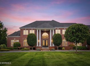 7 Crystal Court, Manalapan, NJ 07726