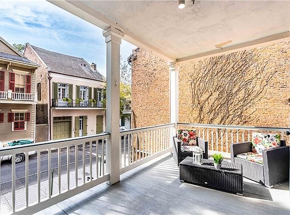 2nd image of 913 Governor Nicholls St #202
