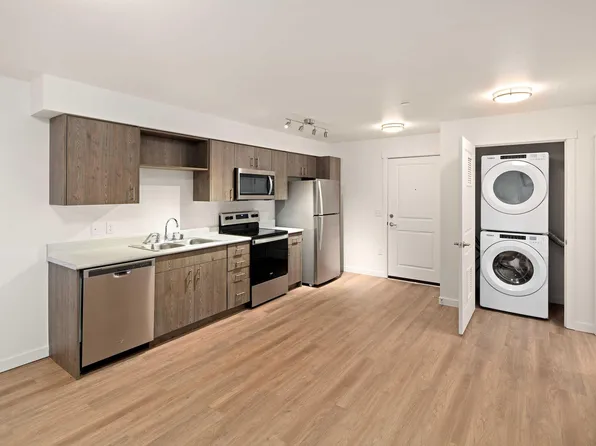 Polaris at Lake City