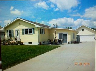 1316 1st St, Columbus, NE 68601