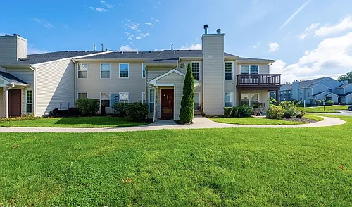409 Yorkshire Pl #409 Photo 1