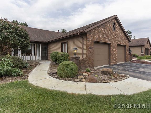 4th image of 3312 Calvin Ct #24