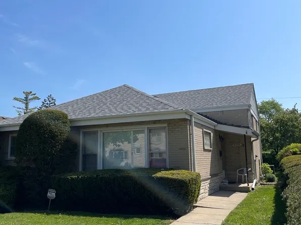 8249 N Kostner Ave, Skokie, IL 60076