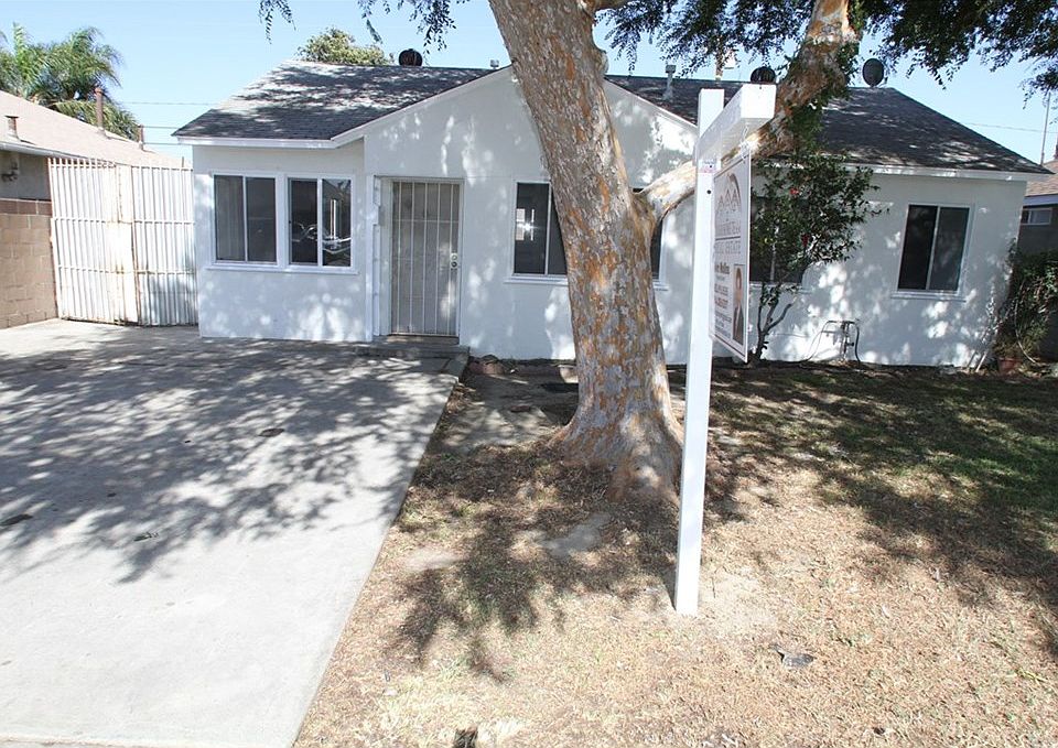 2nd image of 14012 Graystone Ave
