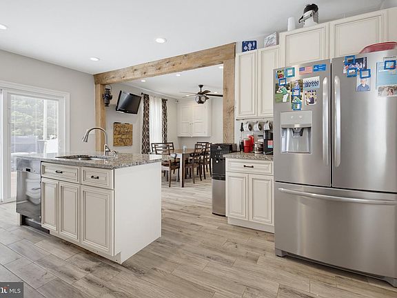 5th image of 108 Colebrook Rd