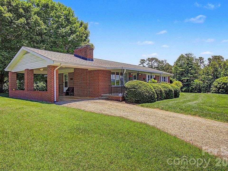 1st image of 788 Alexander Rd