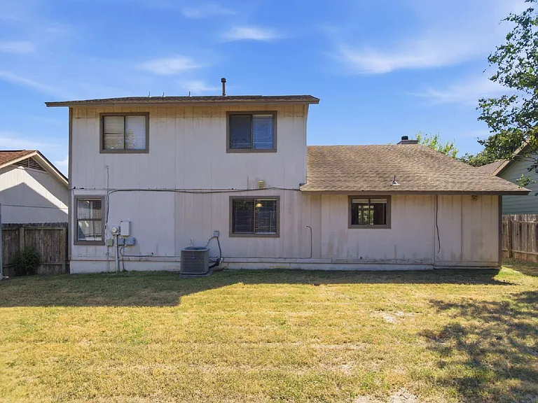 6700 Shiner St — Photo 30