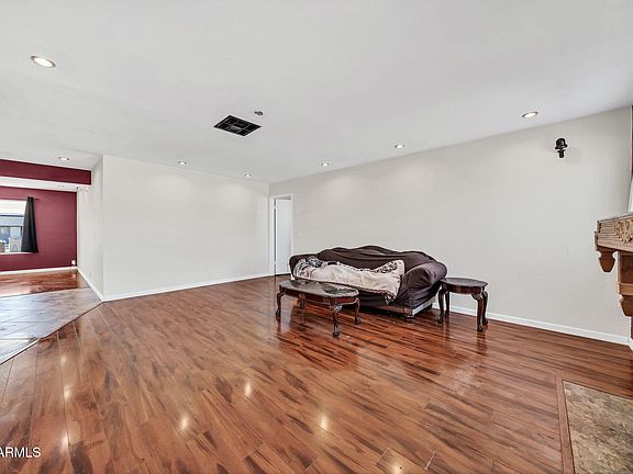 4th image of 7420 W CAROL Avenue