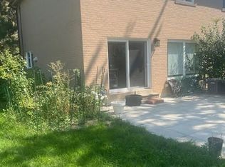 206 Hilda Ave, Toronto, ON M2M1W1