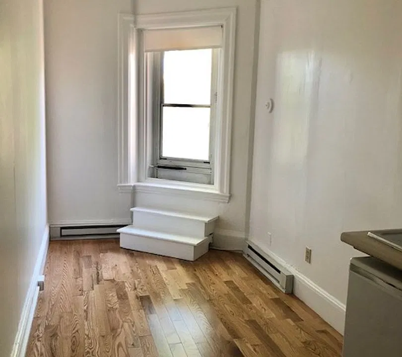 1061 Beacon St #9