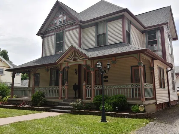350 S Main St, Frankfort, IN 46041