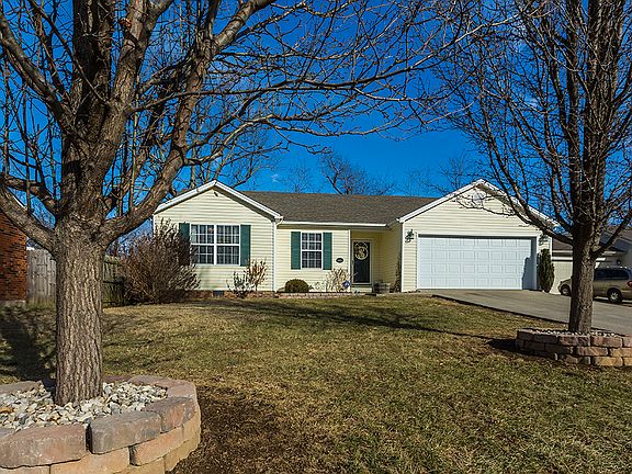 2nd image of 683 Cottonwood Dr