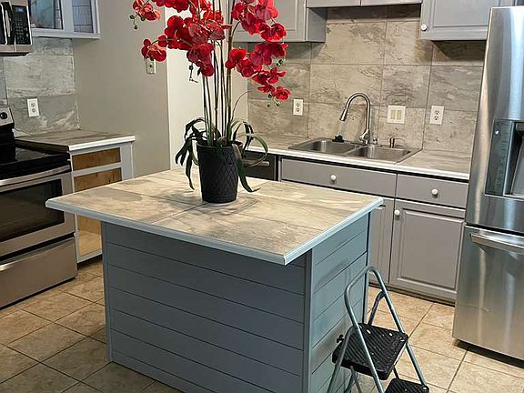 2nd image of 885 Patterns Dr SW