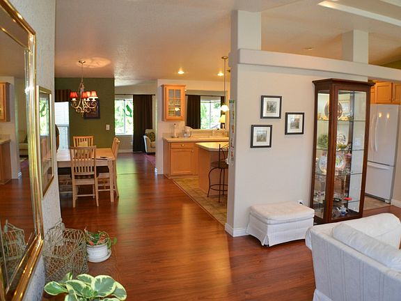 4th image of 4214 Illahee Ln SW