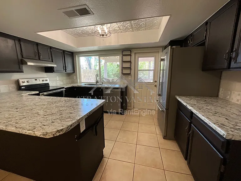 904 W Plata Ave — Photo 17