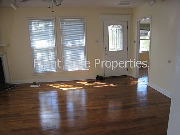 2nd image of 1601 Shoal Creek Blvd