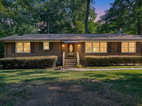 2nd image of 3405 Forest Rd