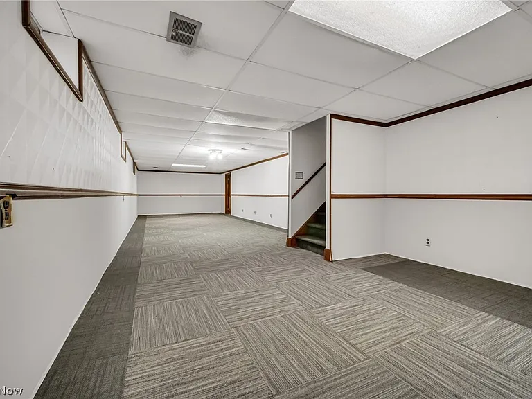 15067 Rochelle Dr — Photo 19