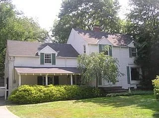 965 Richmond Rd photo 1
