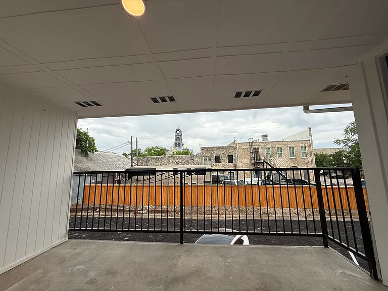 218 E Bridge St #12 — Photo 15