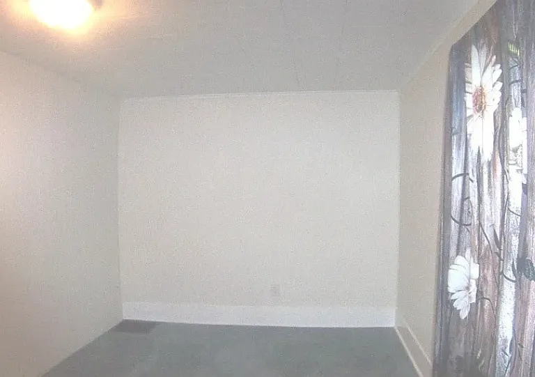 376 1/2 E Ohio Ave — Photo 6