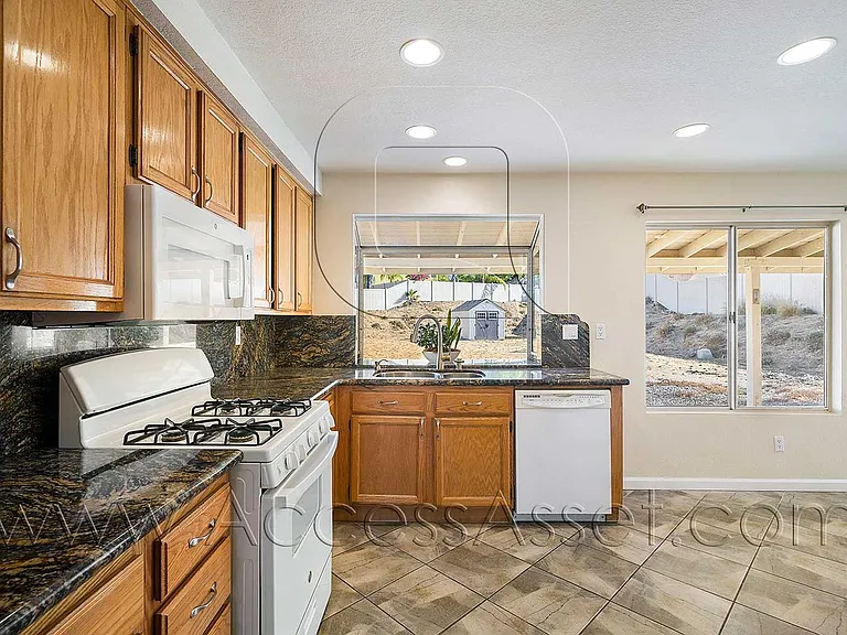 29002 Spindrift Cir — Photo 8