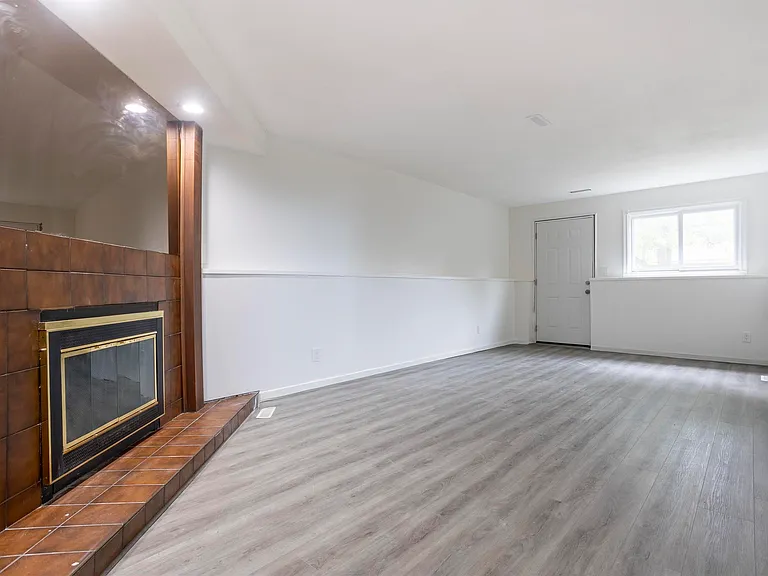 48 Greystone Dr — Photo 19