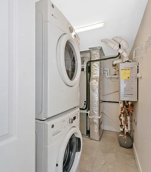 321 Hammond Pond Pkwy #106 — Photo 12