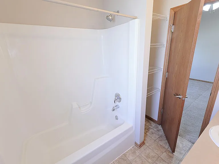 8919 Truchard Rd — Photo 16