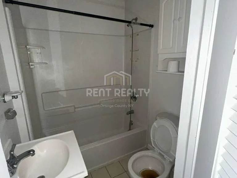 27 Interlochen Pkwy — Photo 9