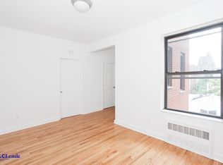 450-452 E 81st St #5FW, New York, NY 10028