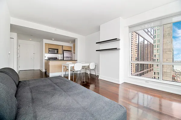 Rented by Jade Stone Real Estate Consulting | media 3