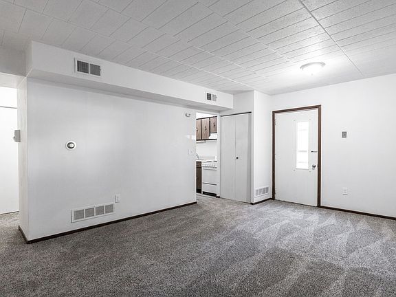 5th image of 1415 Mount Royal Blvd #202