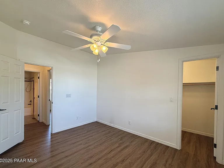 1116 Samantha St — Photo 31