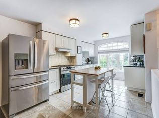 7222 Deanlee Ct, Mississauga, ON L5N 8R5